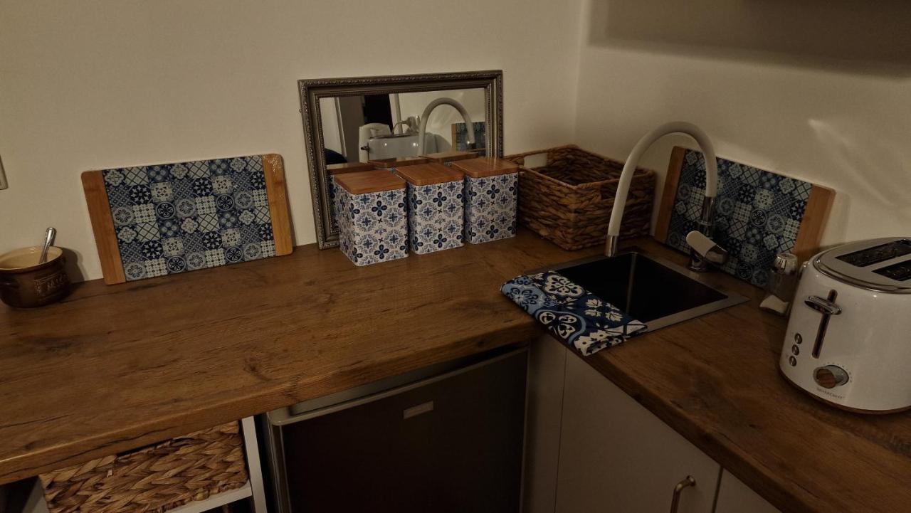 Przystanek Pod Skalkami Apartment Леско Екстериор снимка