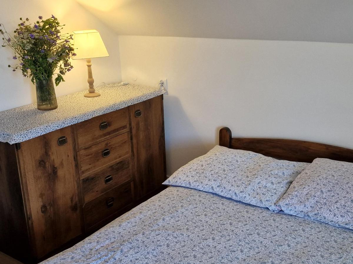 Przystanek Pod Skalkami Apartment Леско Екстериор снимка